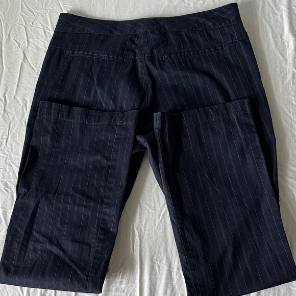Vintage 2004 Tommy Hilfiger Women’s Dark Navy Pinstripe Dress Pants - Picture 14 of 16